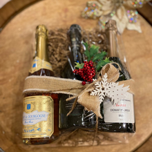 Load image into Gallery viewer, Personalized Holiday Gift Baskets!