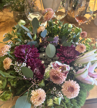 Load image into Gallery viewer, Taste &amp; Create: A Grapeful Gathering - October 8th
